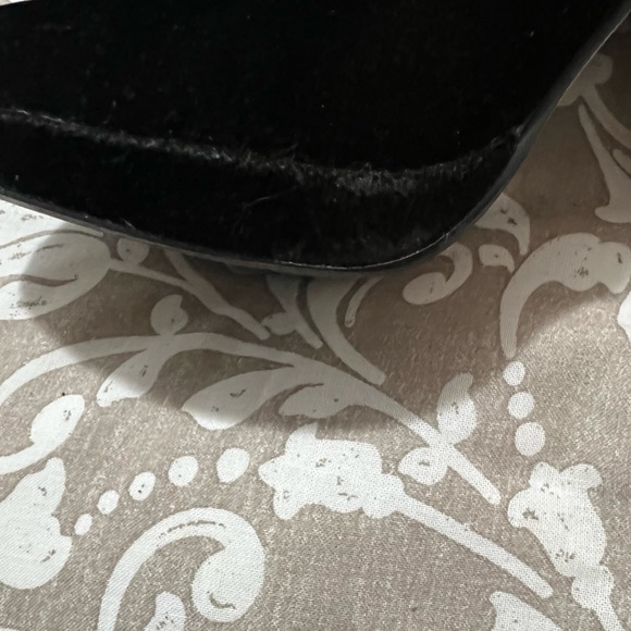 Gorgeous Ann Michelle Booties! - Picture 10 of 10